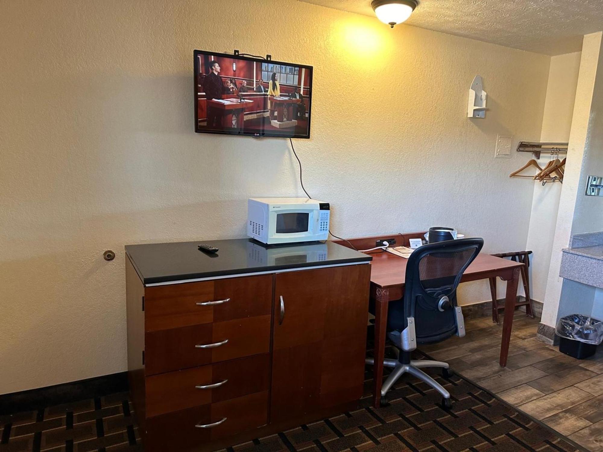 Stay Inn By Oyo Near I 80 Lincoln West Exterior photo
