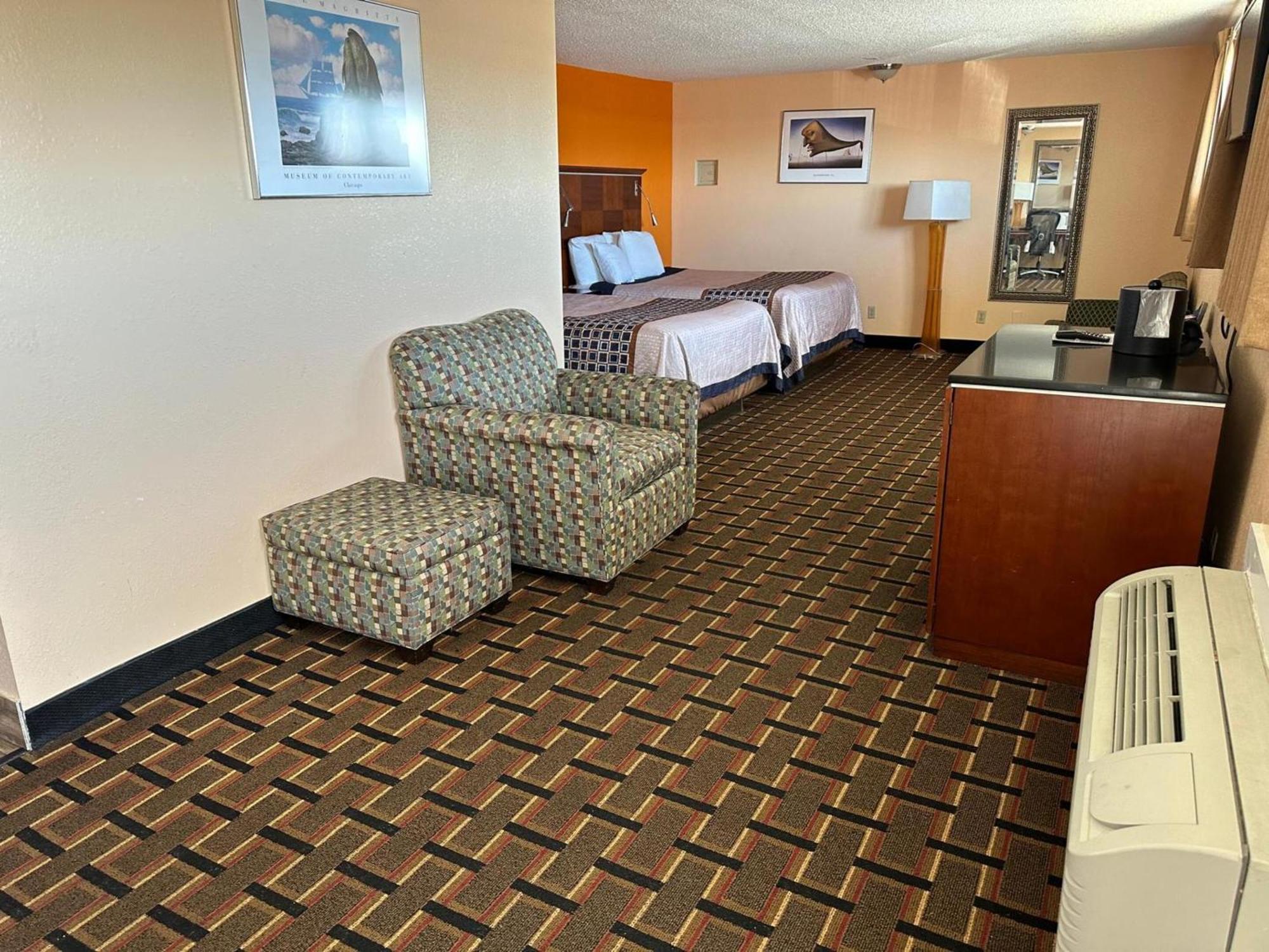 Stay Inn By Oyo Near I 80 Lincoln West Exterior photo